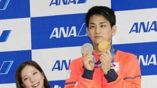 【フィギュア】りくりゅう、声援に感謝　帰国の成田空港はお祭りムード　会見では喜びかみしめる