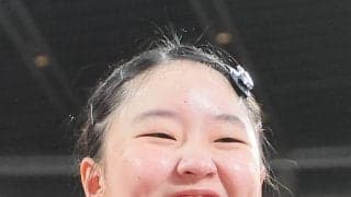 【卓球】張本美和、大藤沙月との日本勢対決に３-０で勝って８強入り　早田ひなとの女子ダブルスでも４強