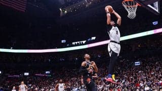 ラプターズとの激闘をものにしたスパーズ、“黄金期”2015－16シーズン以来の10連勝を達成