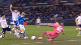 「ファーストタッチが神すぎる」伊東純也、チームを決勝Tに導くオウンゴール誘発弾にファン歓喜「漫画のヒーローじゃねーかよ」