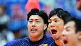 【男子バレー】清水邦広が39歳でコートに立ち続ける理由　「怨敵」で「盟友」の福澤達哉と歩んだバレー人生を振り返る