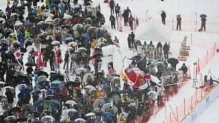 五輪出場者が滑走、富山でモーグルW杯　観客「生で見ると迫力違う」