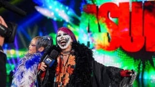 「クラゲやん」人気日本人女子タッグ、敵の“大胆すぎる”衣装にちょっかいのシーンが話題…相手はポカン「英語でも関西っぽい」