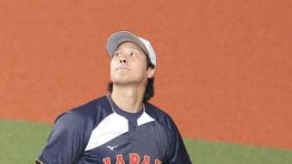 【WBC】大谷翔平、サプライズで即席サイン会　短時間ながら三塁側内野席で少年らに“神対応”