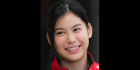 宮脇花綸選手表紙「CRAZY ATHLETES magazine」最新号 2018.10.15(mon)発行