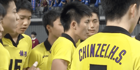 第3日男子準々決勝　鎮西（熊本）× 近江（滋賀）